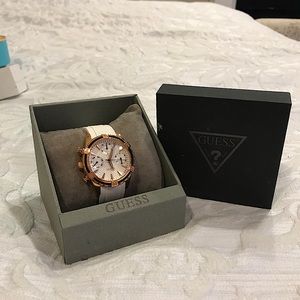 New guess watch sports band